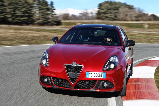 Alfa Romeo Giulietta photo 3