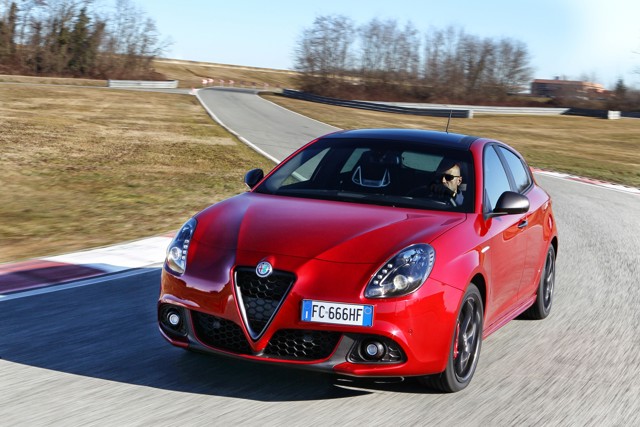 Alfa Romeo Giulietta photo 6