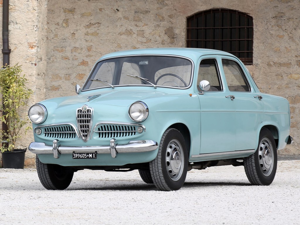 Alfa Romeo Giulietta photo 8