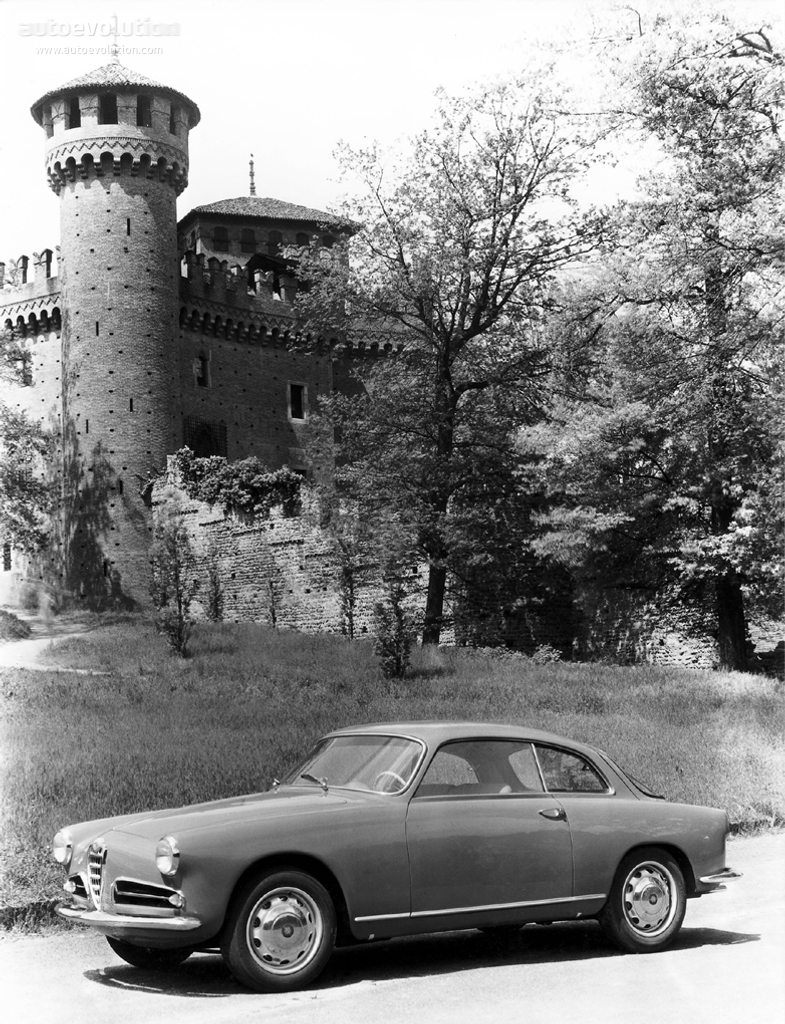 Alfa Romeo Giulietta photo 5