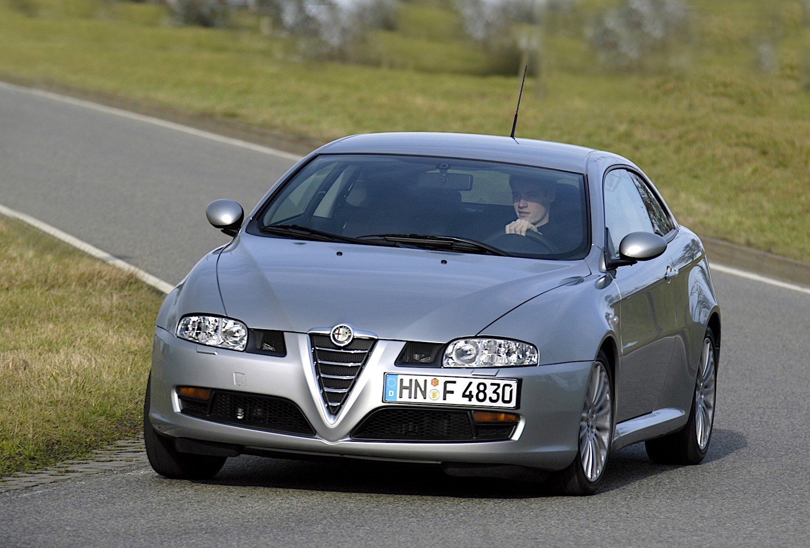Alfa Romeo Gt photo 19