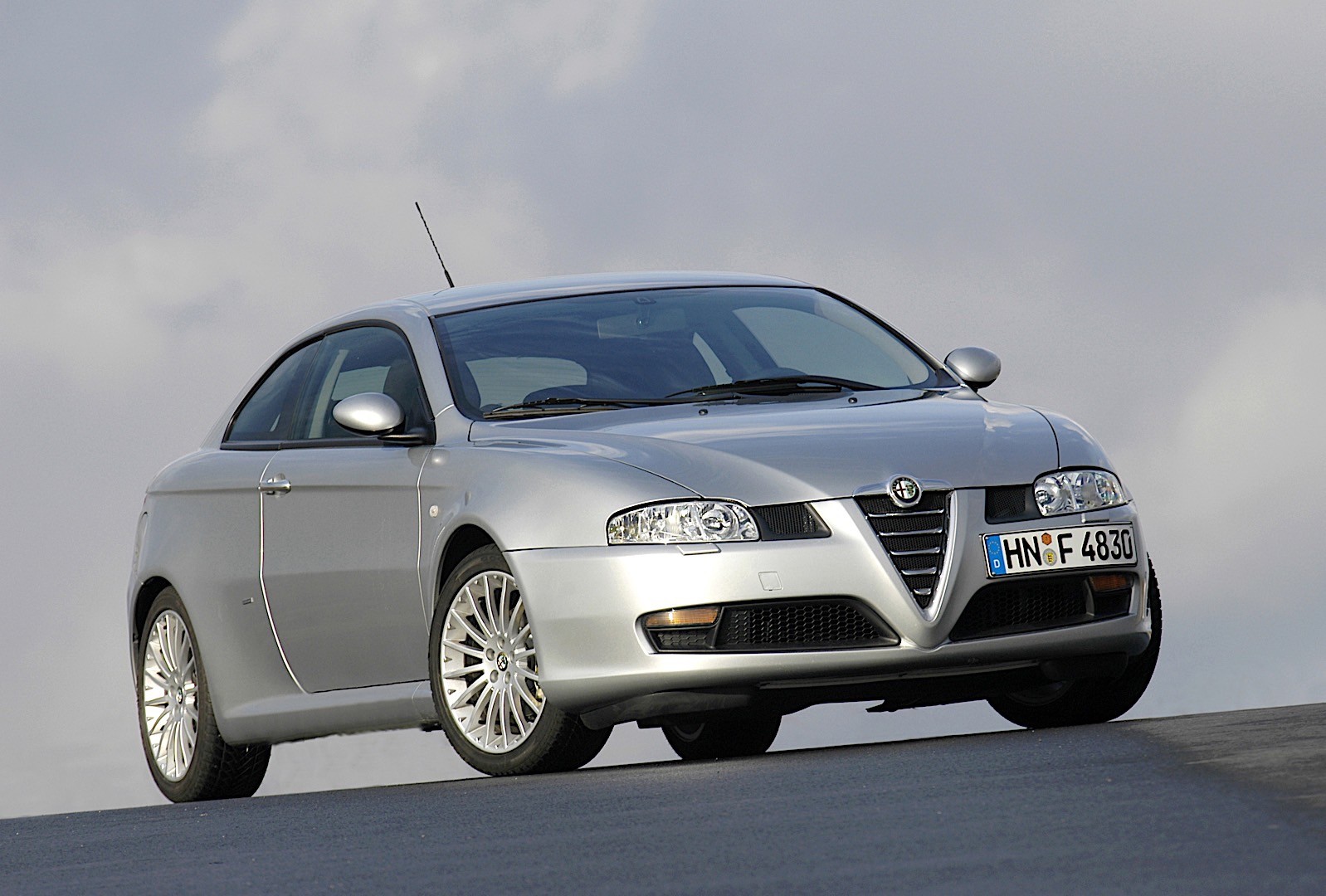 Alfa Romeo Gt photo 22