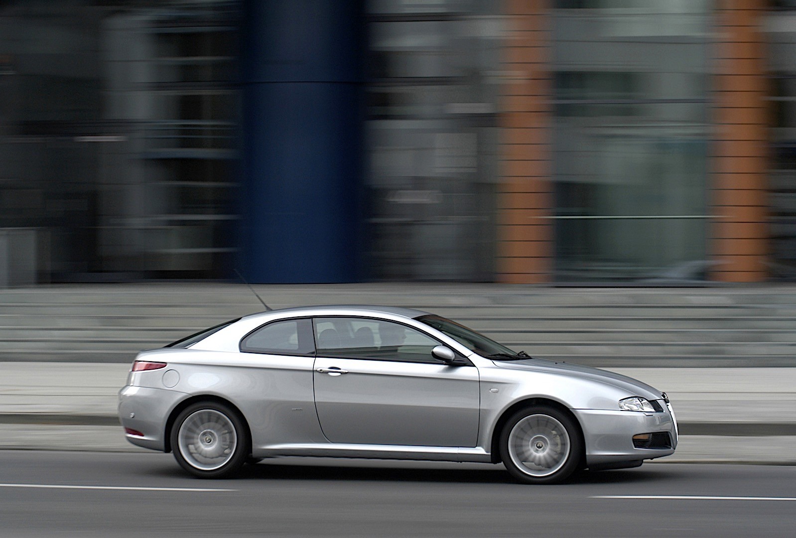 Alfa Romeo Gt photo 23