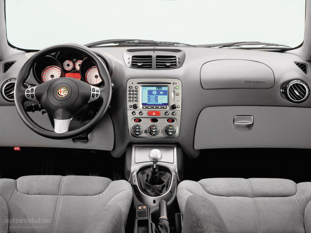 Alfa Romeo Gt photo 34