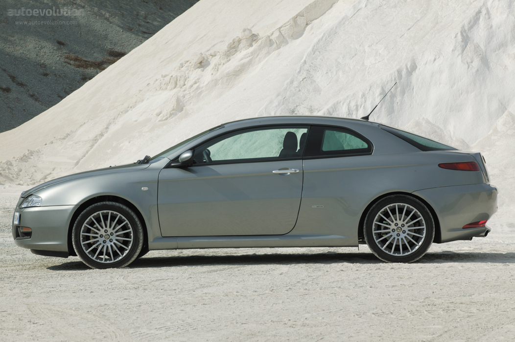 Alfa Romeo Gt photo 2