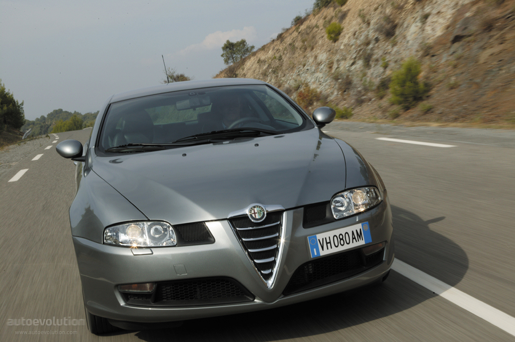 Alfa Romeo Gt photo 4