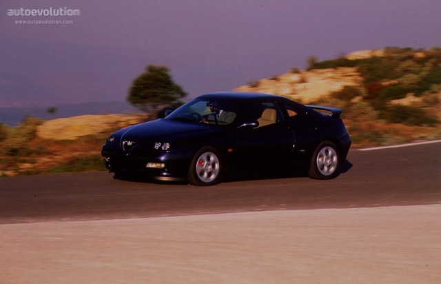 Alfa Romeo Gtv foto 3