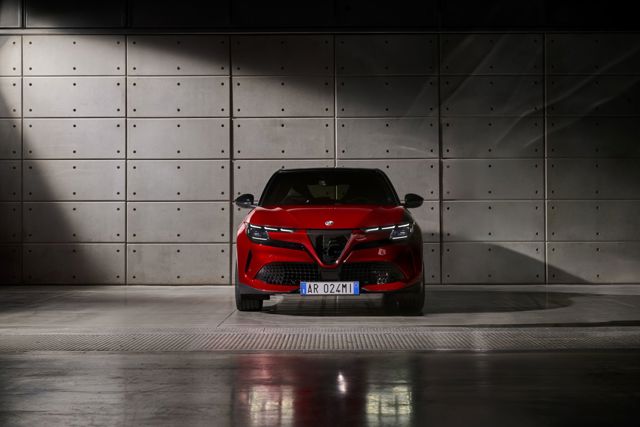 Alfa Romeo Junior photo 9