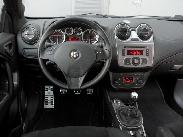 Alfa Romeo Mito Quadrifoglio Verde photo 61