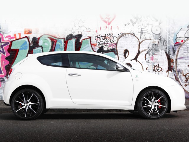 Alfa Romeo Mito Quadrifoglio Verde photo 44