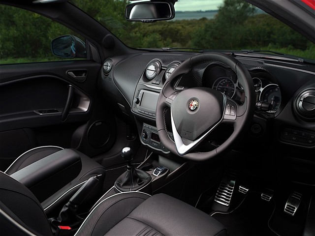 Alfa Romeo Mito Quadrifoglio Verde photo 38