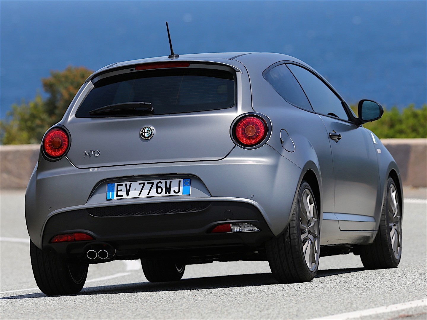 Alfa Romeo Mito Quadrifoglio Verde photo 2