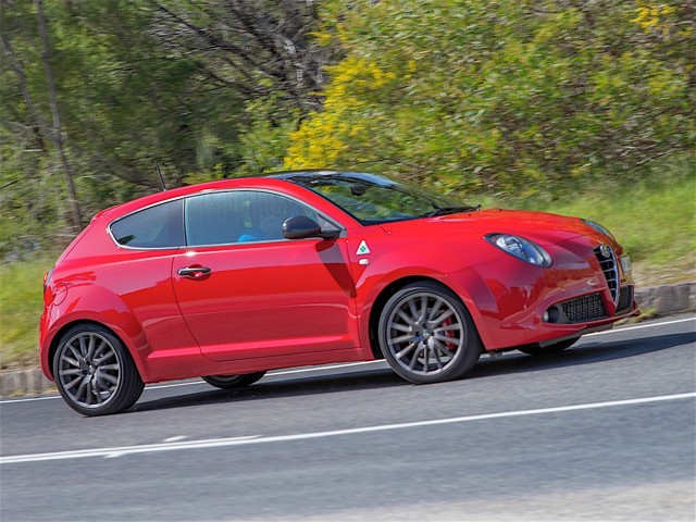 Alfa Romeo Mito Quadrifoglio Verde photo 19