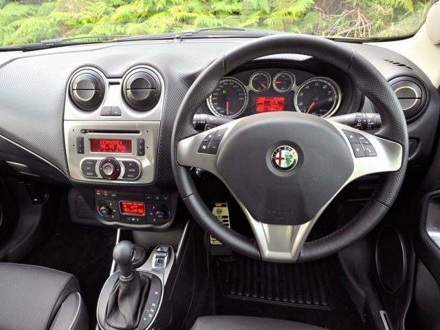 Alfa Romeo Mito foto 75