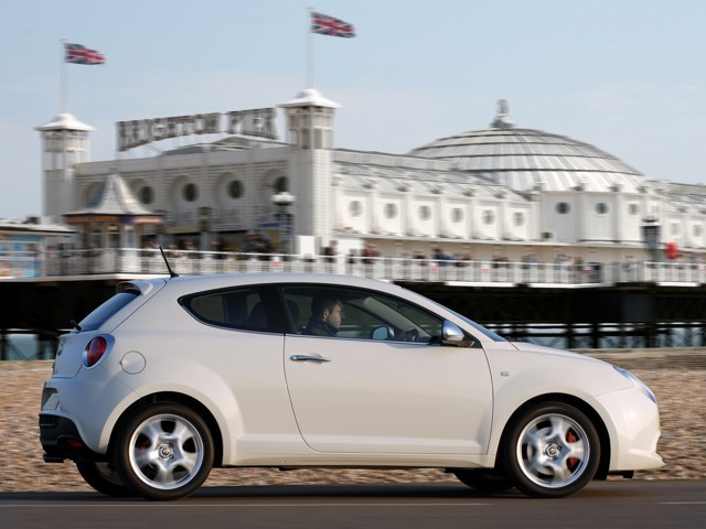 Alfa Romeo Mito foto 36