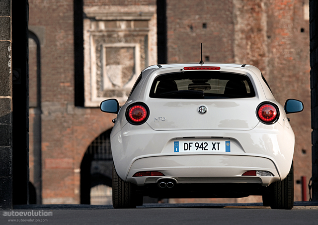 Alfa Romeo Mito foto 13