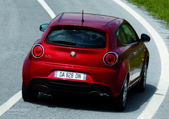 Alfa Romeo Mito foto 8