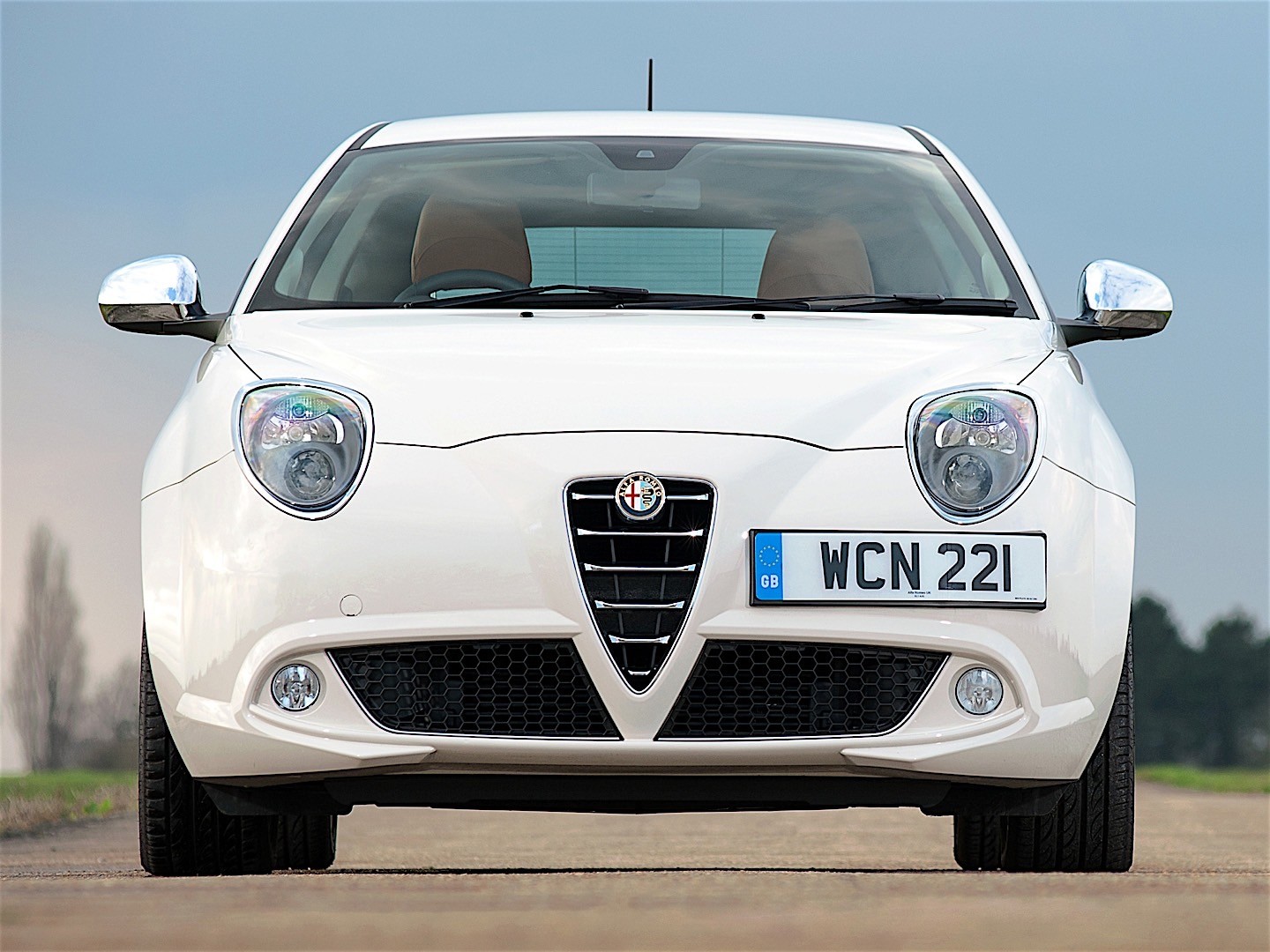 Alfa Romeo Mito photo 9
