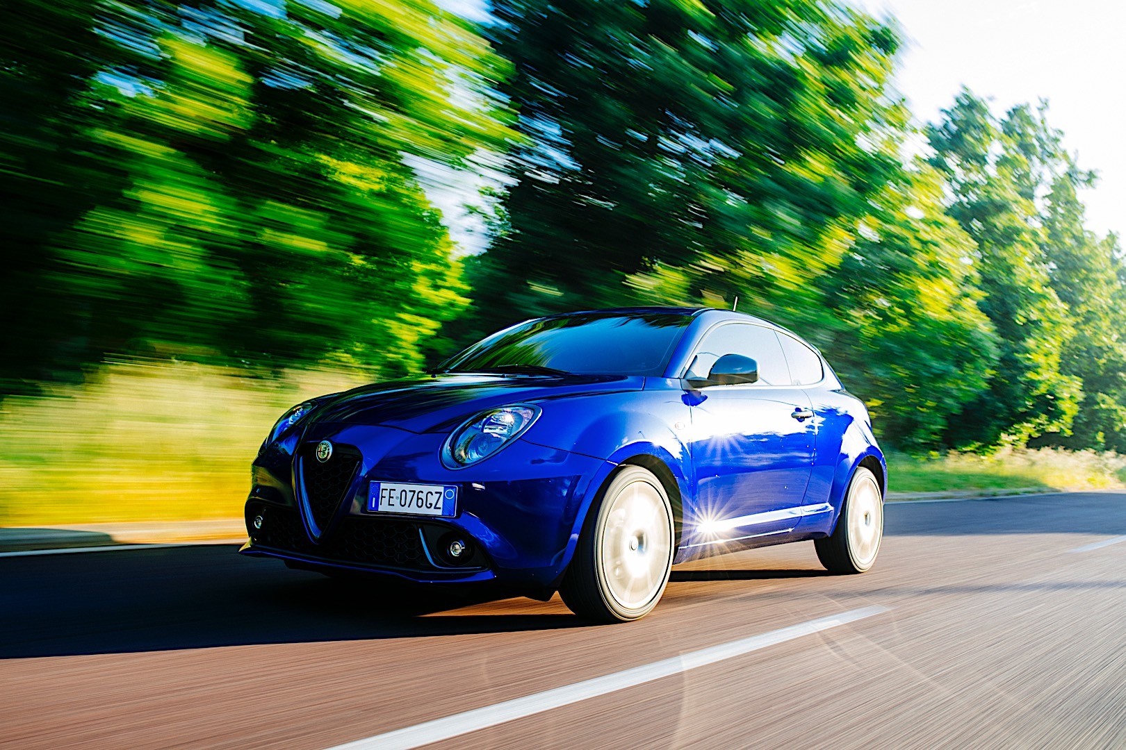 Alfa Romeo Mito photo 17