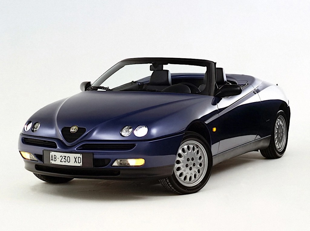 Alfa Romeo Spider photo 20