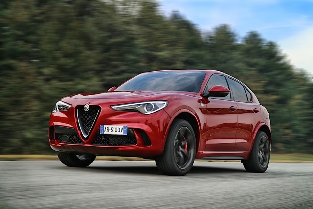 Alfa Romeo Stelvio Quadrifoglio photo 19