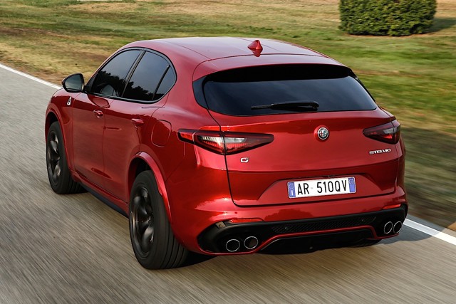Alfa Romeo Stelvio Quadrifoglio photo 25