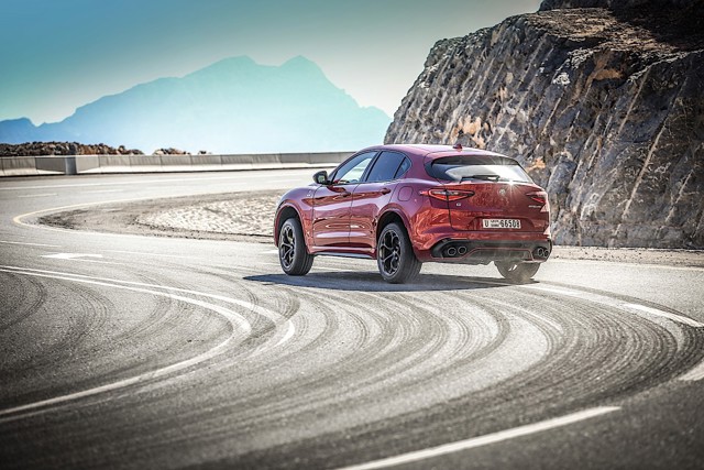 Alfa Romeo Stelvio Quadrifoglio photo 39