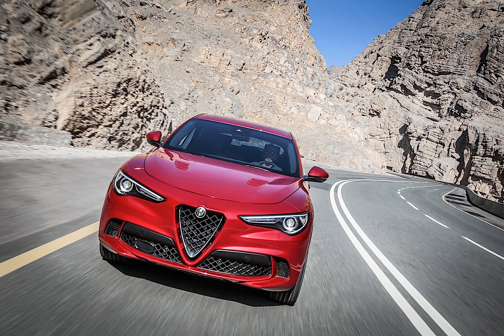 Alfa Romeo Stelvio Quadrifoglio photo 47