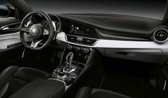 Alfa Romeo Stelvio Quadrifoglio photo 81