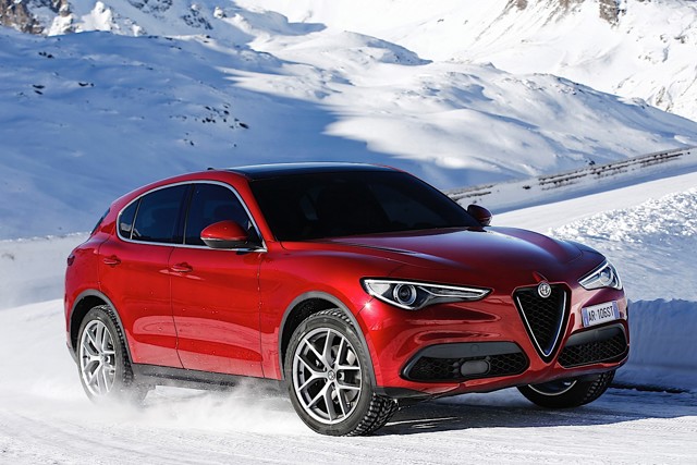 Alfa Romeo Stelvio photo 17