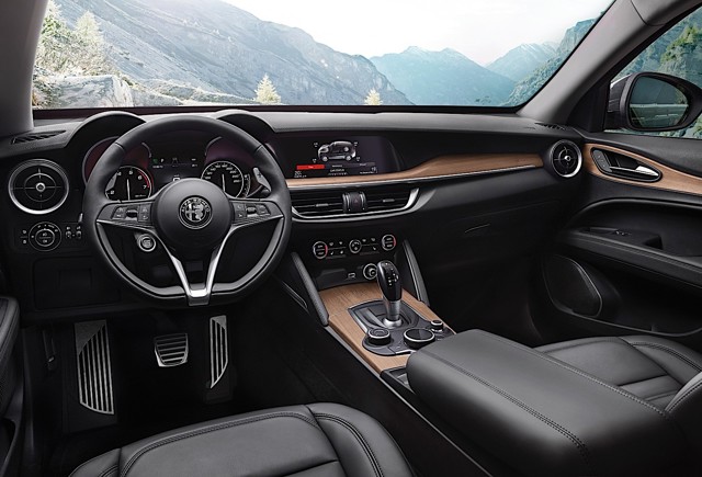 Alfa Romeo Stelvio photo 68