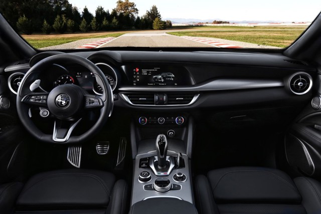 Alfa Romeo Stelvio photo 71