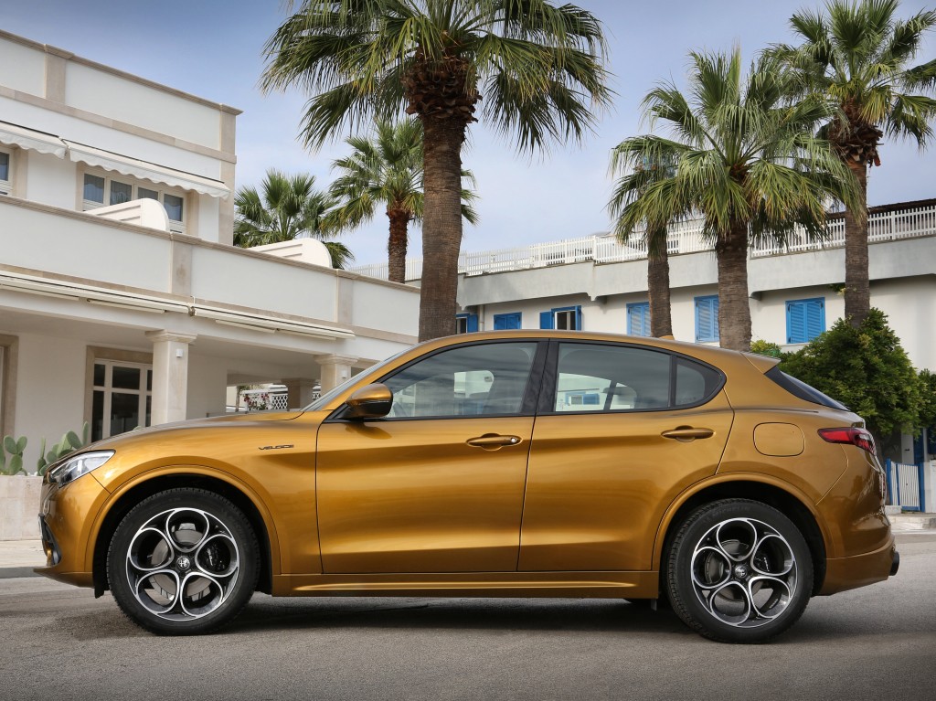 Alfa Romeo Stelvio photo 34