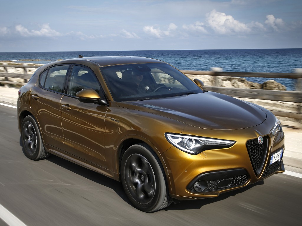 Alfa Romeo Stelvio photo 37