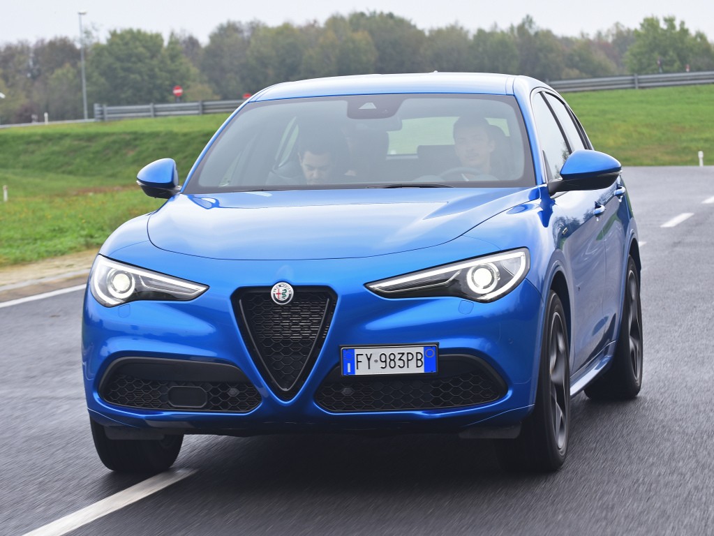 Alfa Romeo Stelvio photo 40