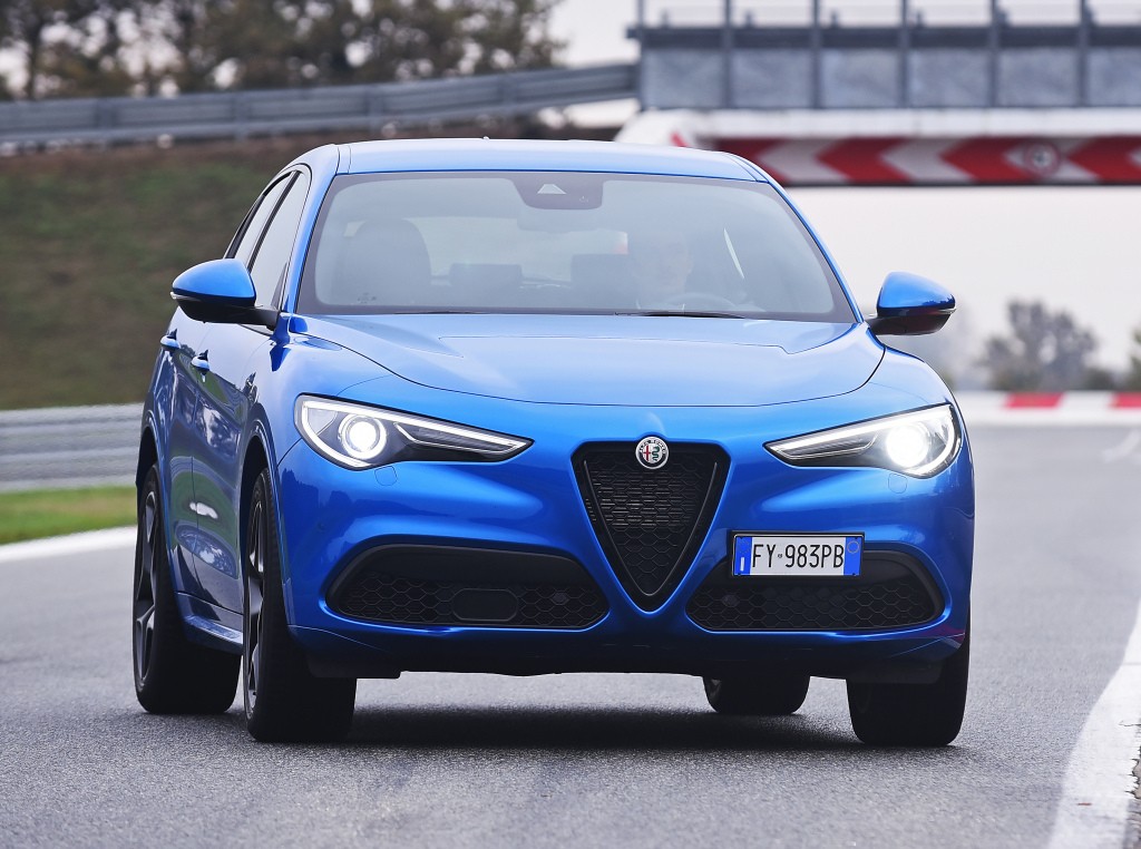 Alfa Romeo Stelvio photo 53