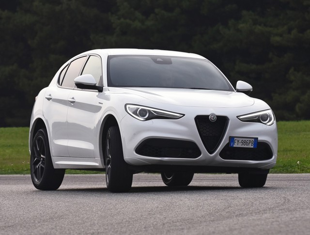 Alfa Romeo Stelvio photo 54