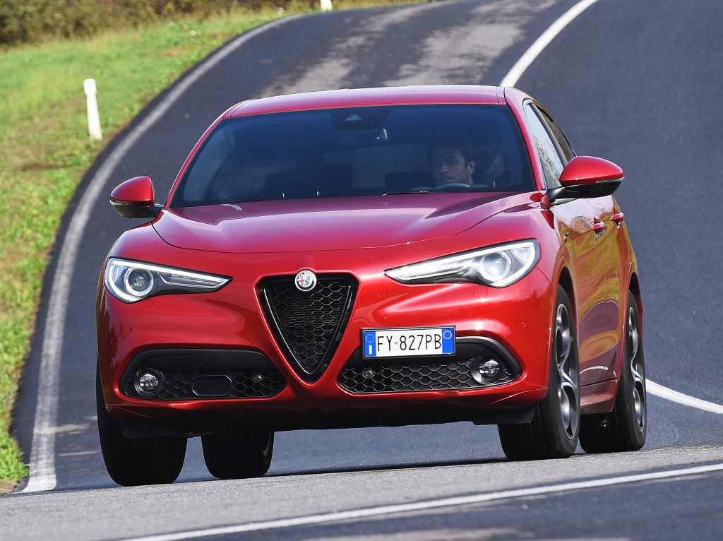Alfa Romeo Stelvio photo 55