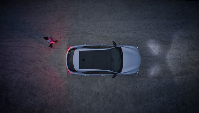 Alfa Romeo Stelvio photo 9
