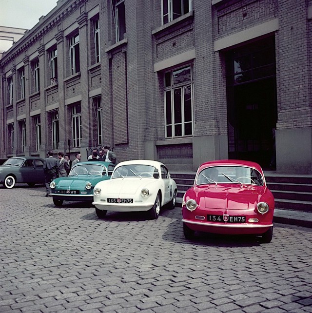 Alpine A106 photo 4