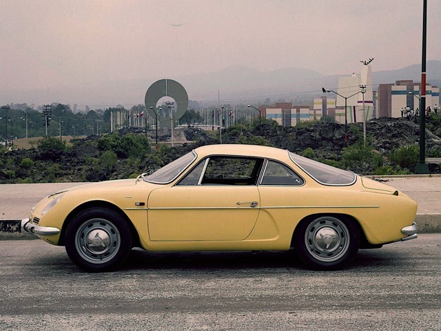 Alpine A110 photo 9