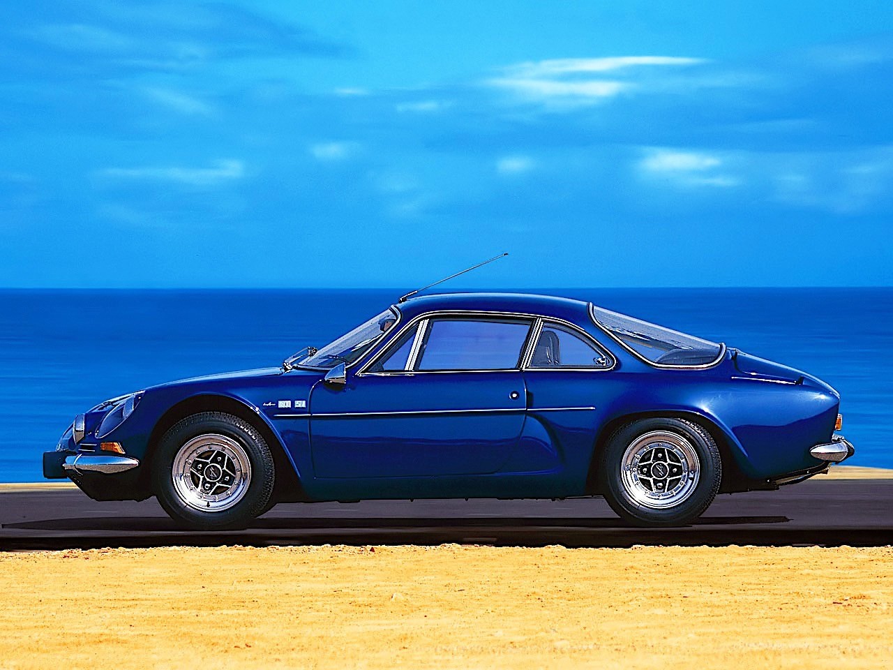 Alpine A110 photo 6