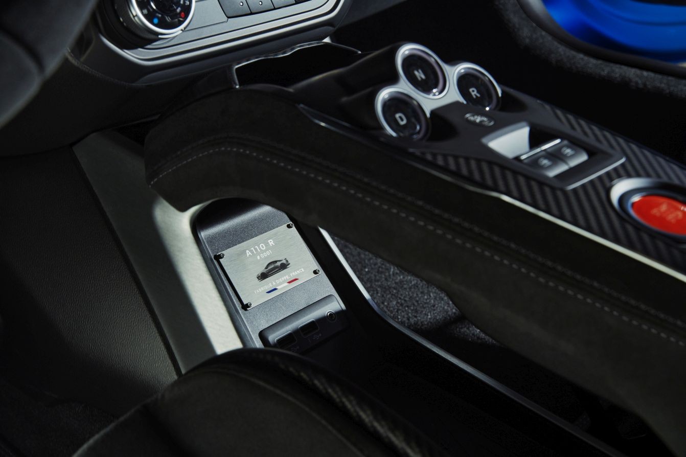 Alpine A110 photo 51