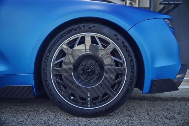 Alpine A110 photo 5
