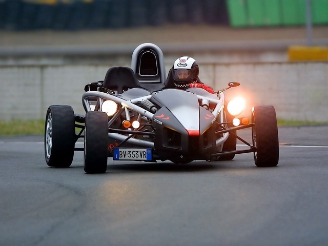 Ariel Atom photo 13