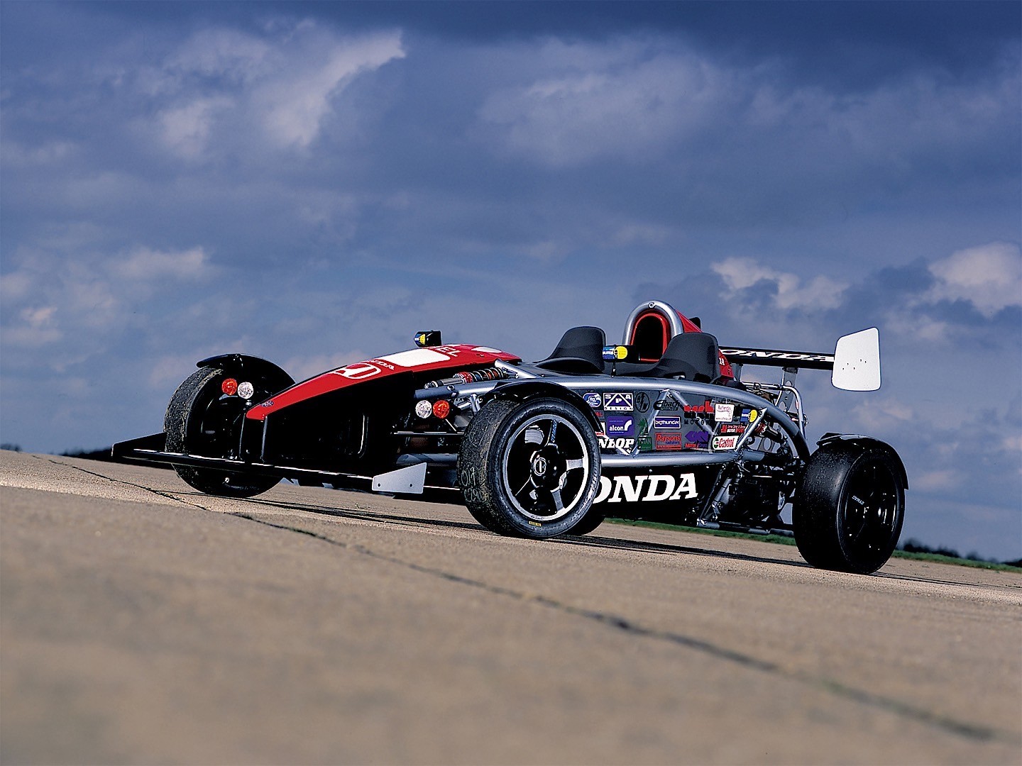 Ariel Atom photo 15