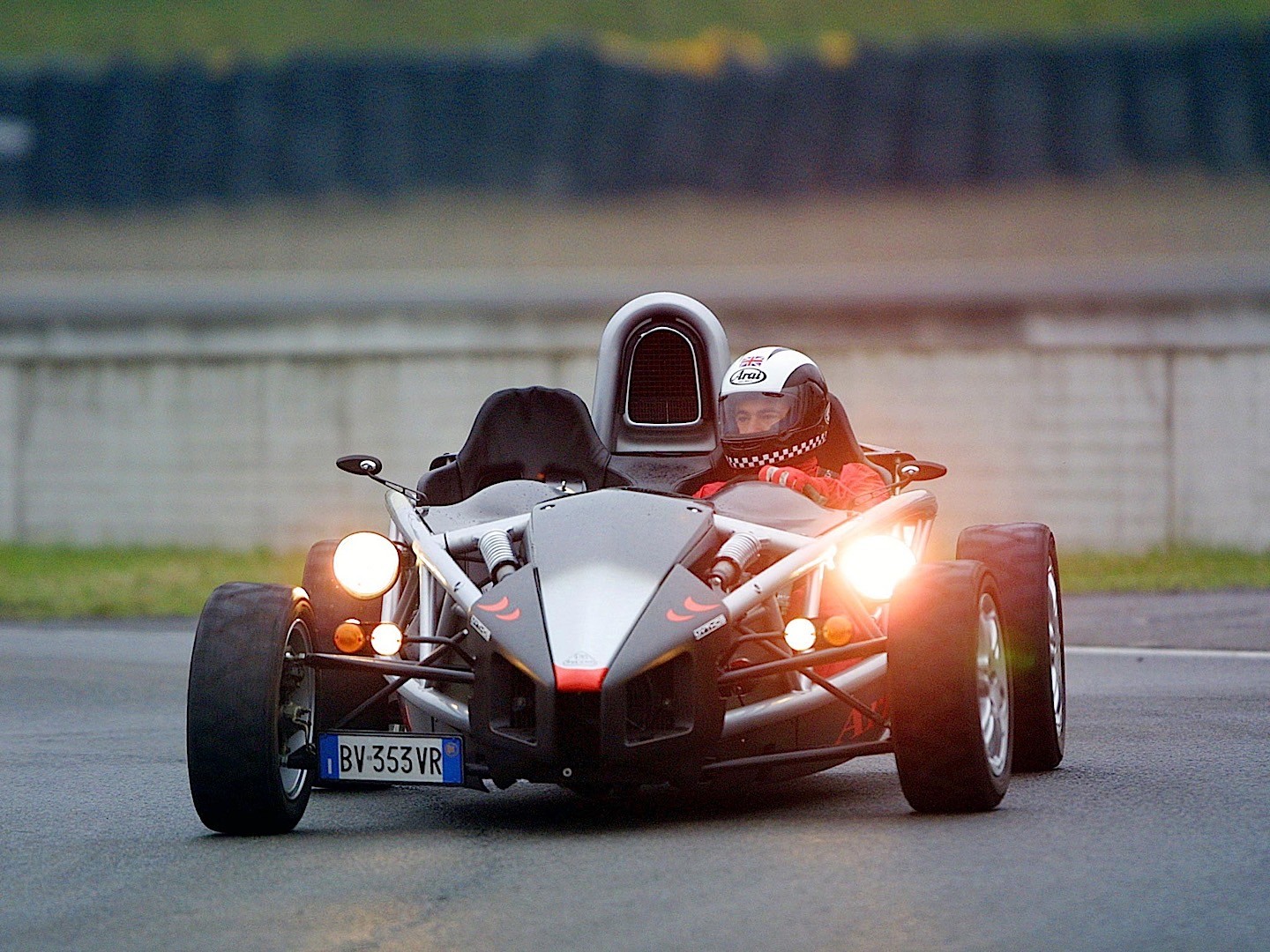 Ariel Atom photo 6