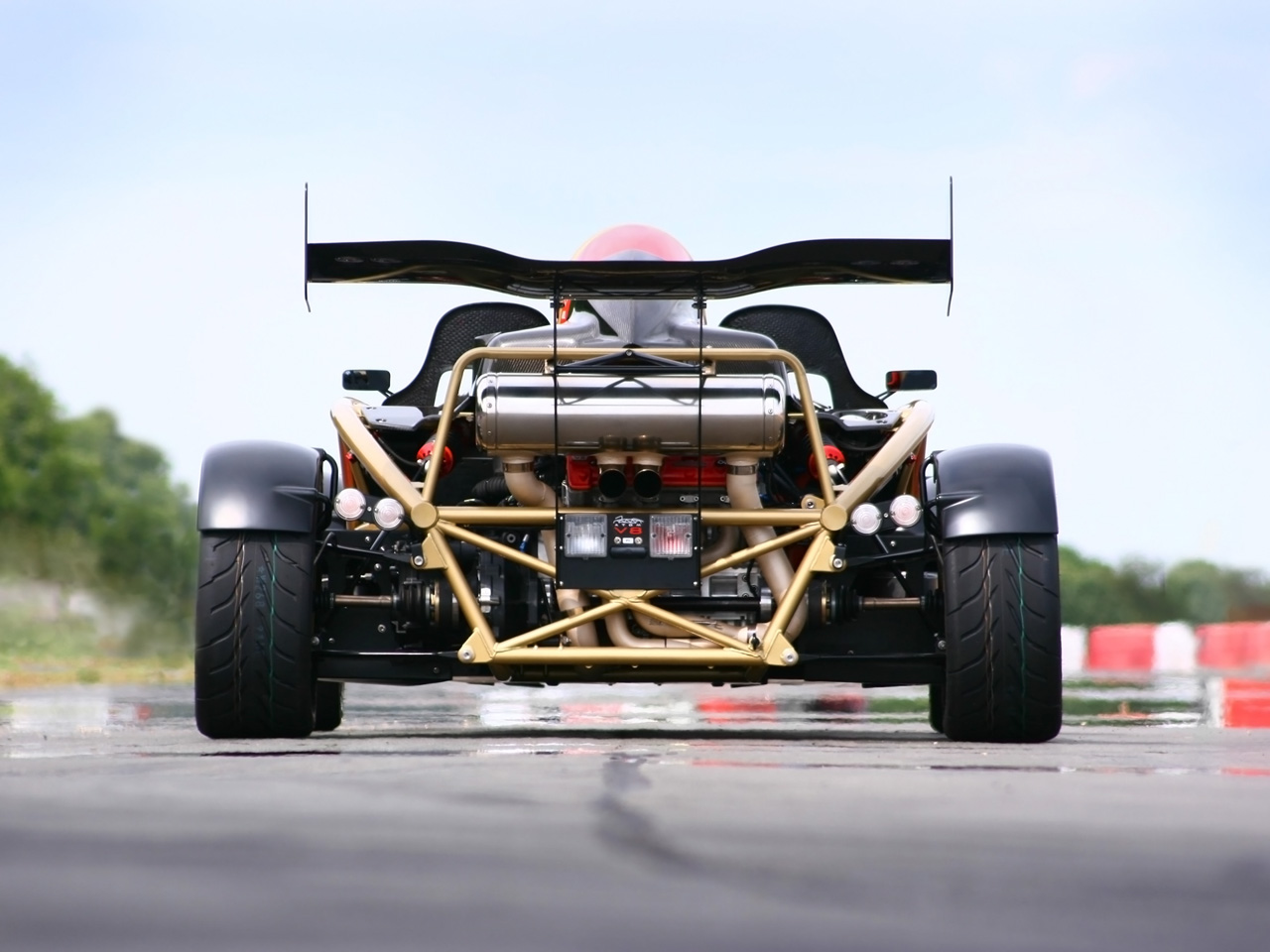 Ariel Atom photo 3