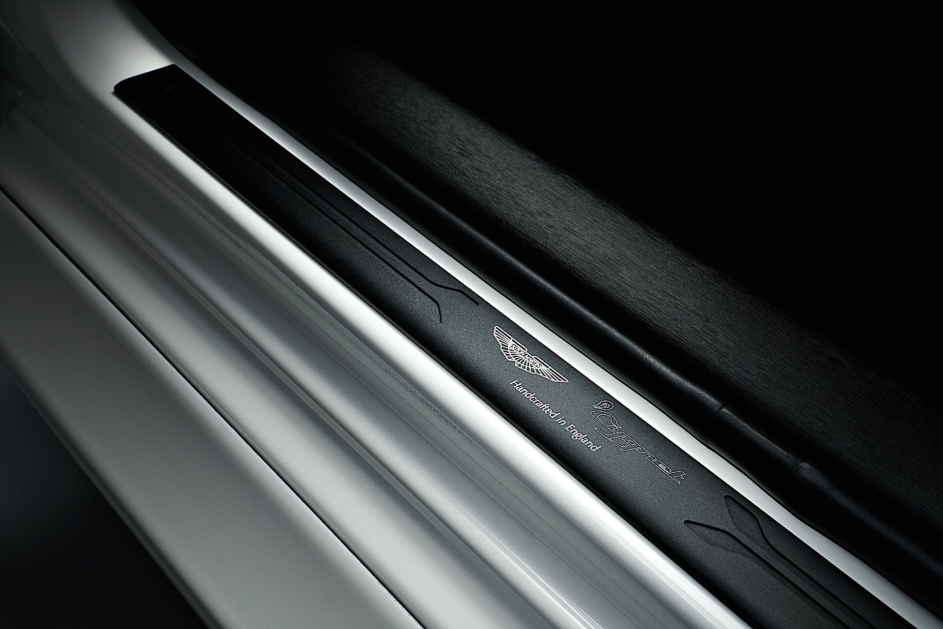 Aston Martin Cygnet photo 43