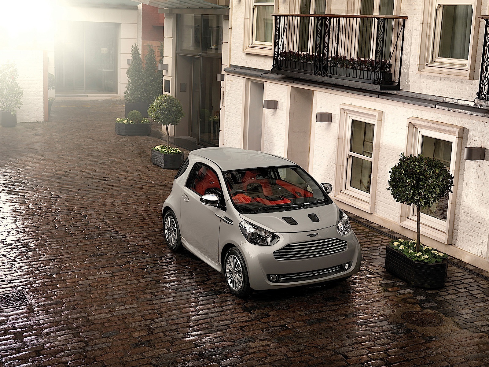 Aston Martin Cygnet photo 20